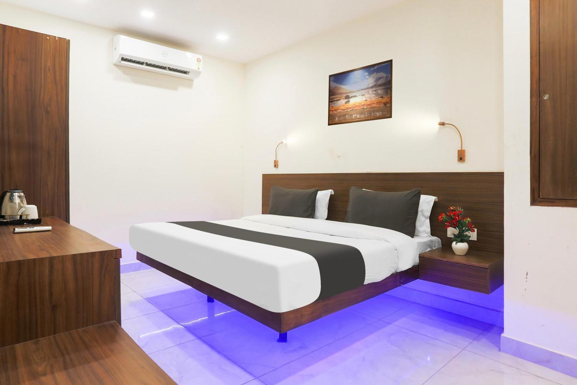Hotel Super Townhouse Vikaspuri Delhi Zewnętrze zdjęcie