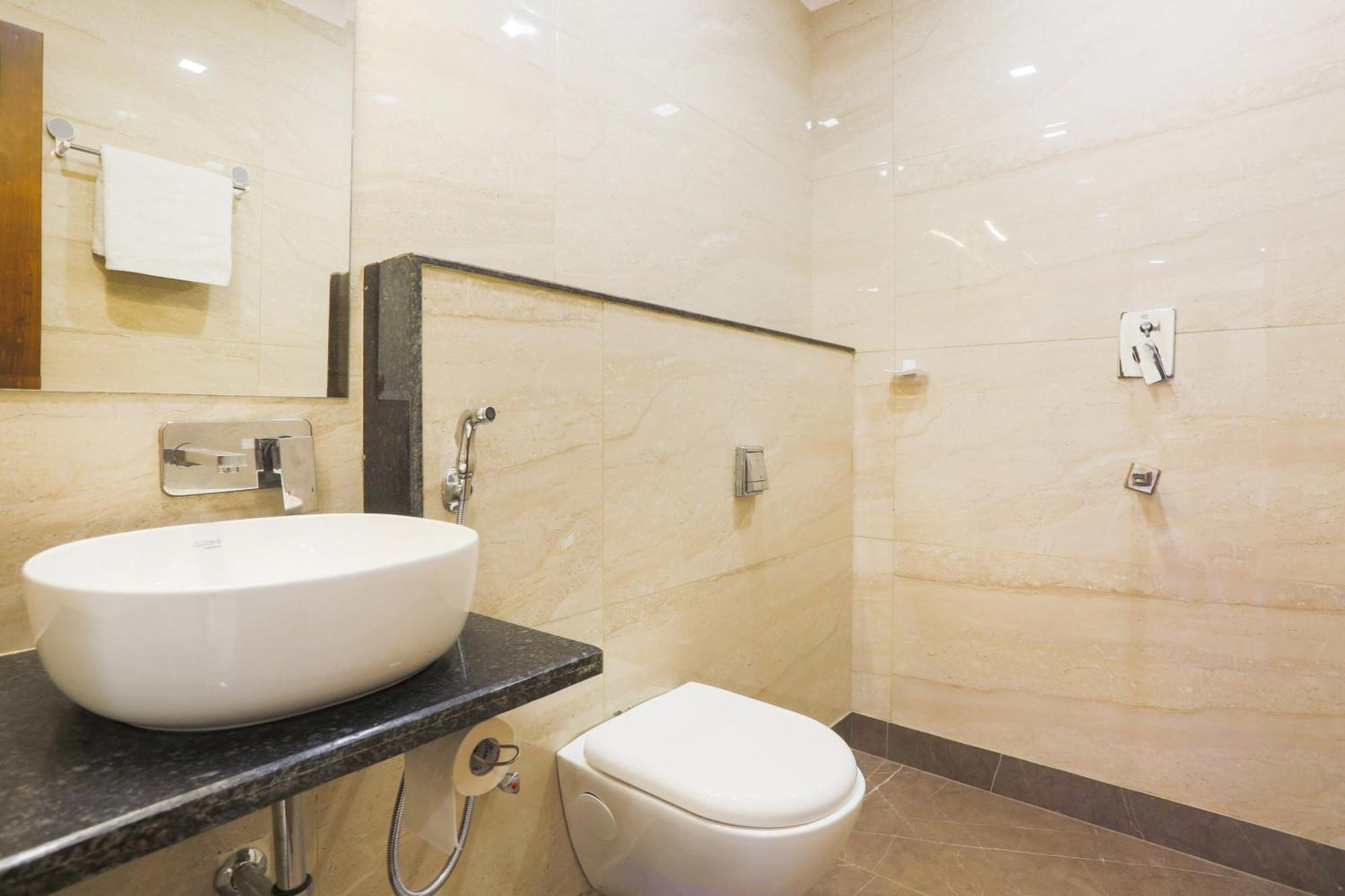 Hotel Super Townhouse Vikaspuri Delhi Zewnętrze zdjęcie