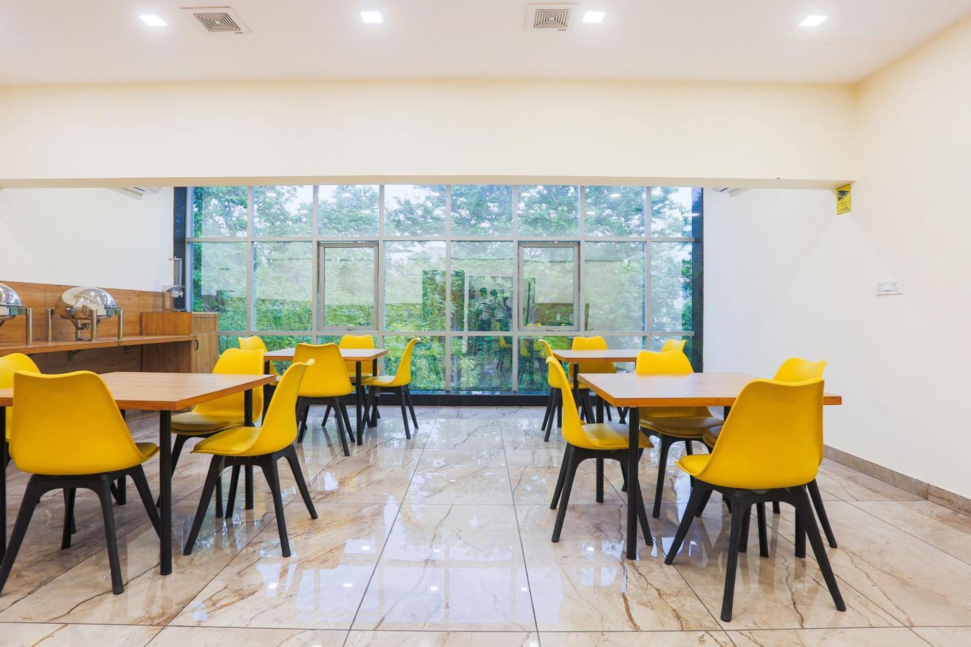 Hotel Super Townhouse Vikaspuri Delhi Zewnętrze zdjęcie