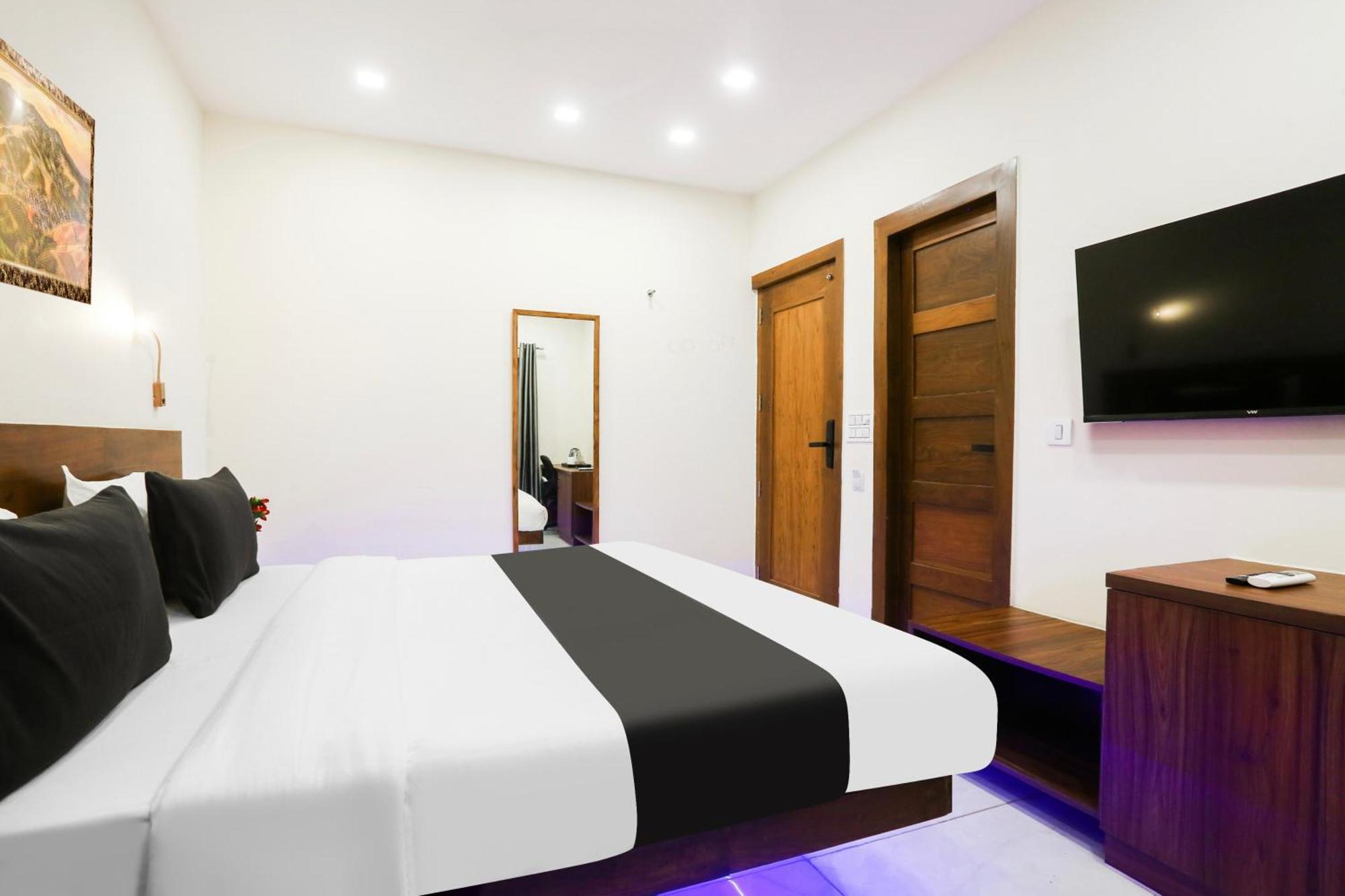 Hotel Super Townhouse Vikaspuri Delhi Zewnętrze zdjęcie