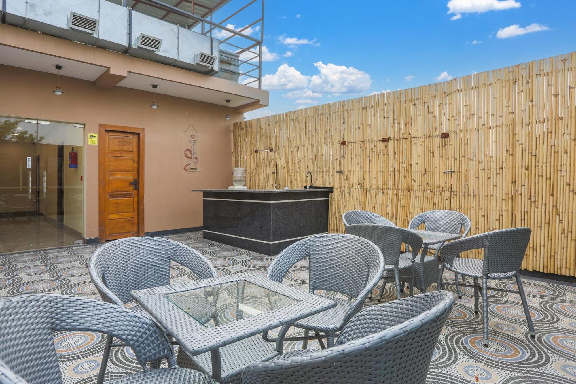 Hotel Super Townhouse Vikaspuri Delhi Zewnętrze zdjęcie